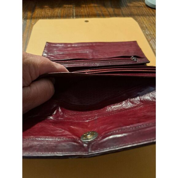 Vintage Eel Skin Burgundy Wallet Snap Closure Zip Compartments Card Slots - Picture 11 of 12